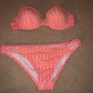 Victoria’s Secret bathing suit set